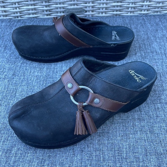 Dansko clogs Shandi black brown leather tassel comfort size 39 US 8.5/9 - Picture 2 of 6